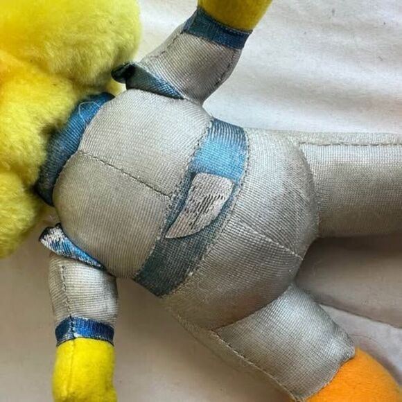 Vintage 1996 Tweety Space Suit Looney Tunes Yellow Stuffed Figure Collectible - Picture 5 of 7